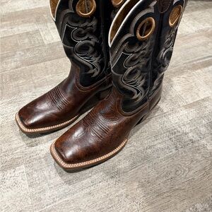 Ariat Men's Leather Cowboy Boots - Dark Brown and Black. Worn twice (2 Times).